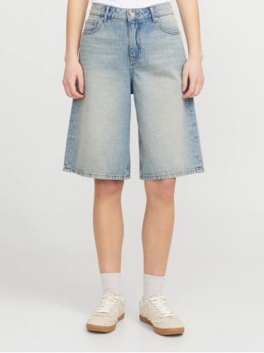 Довгі блакитні шорти Relaxed Fit JJXX - жіноча модель для розслабленого комфорту.
